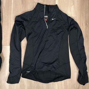 Nike Fit Quarter Zip SIZE SMALL